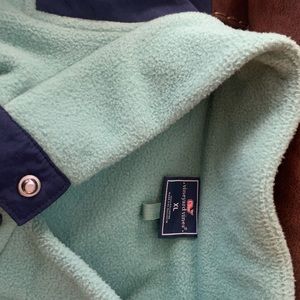 Men’s Vineyard Vines fleece xl